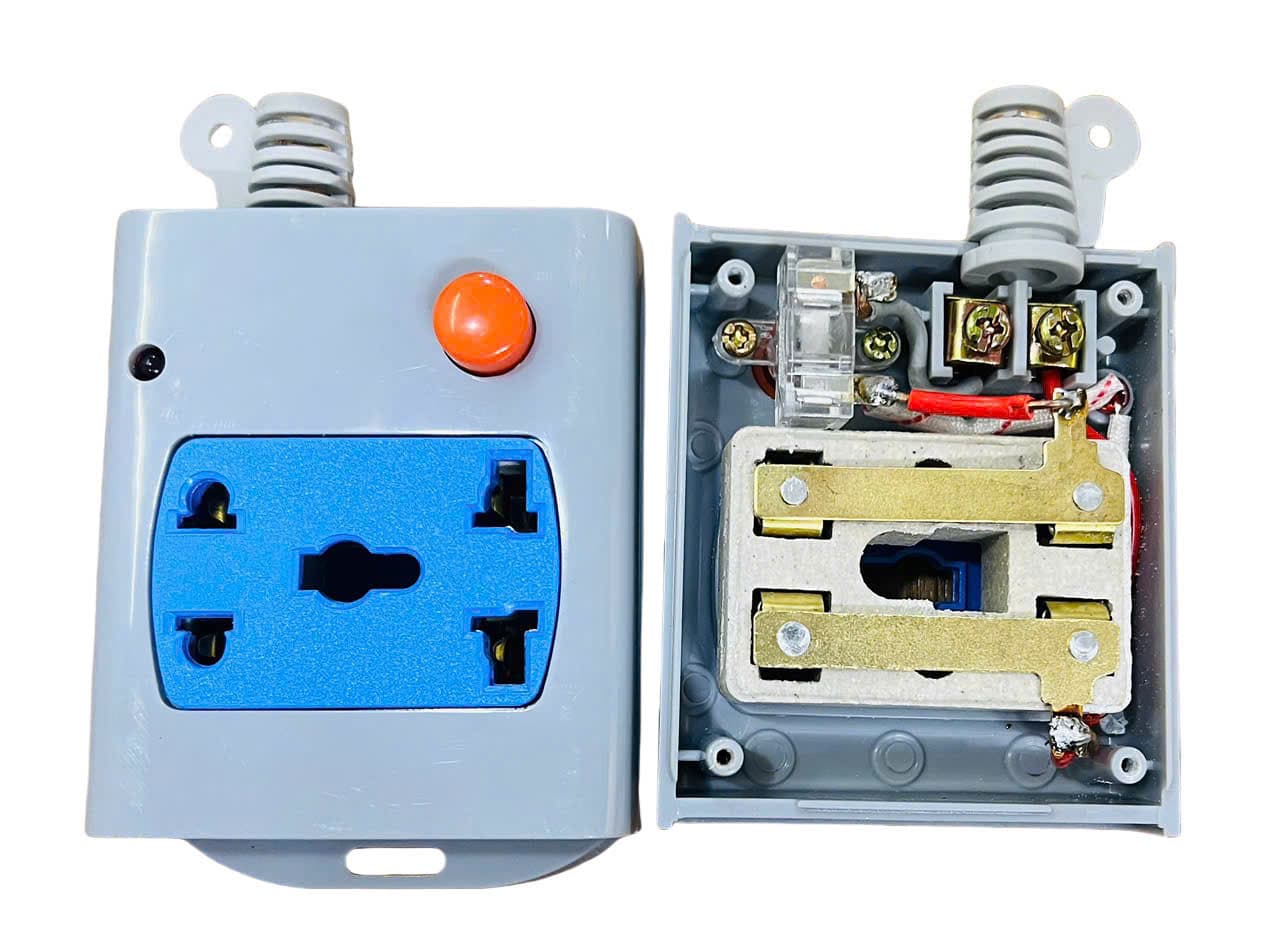 Ổ cắm cao cắp LM J5